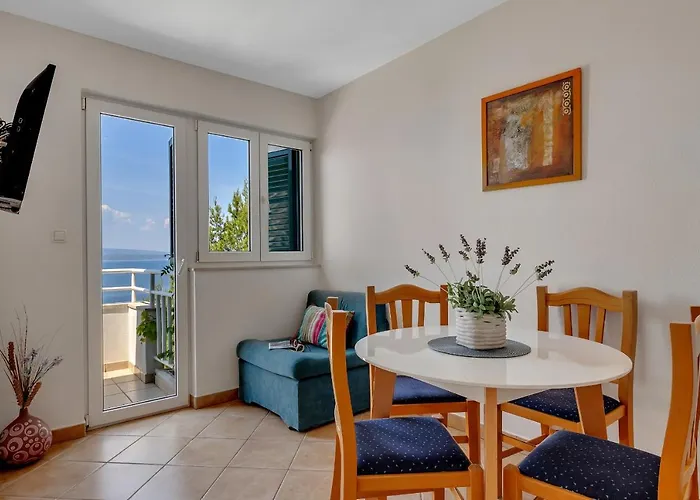 Apartment Vranjes *