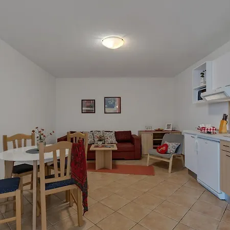 Vranjes Apartment *