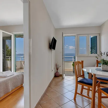 Apartment Vranjes *